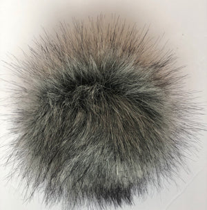 **PREORDER**Pom Beanie