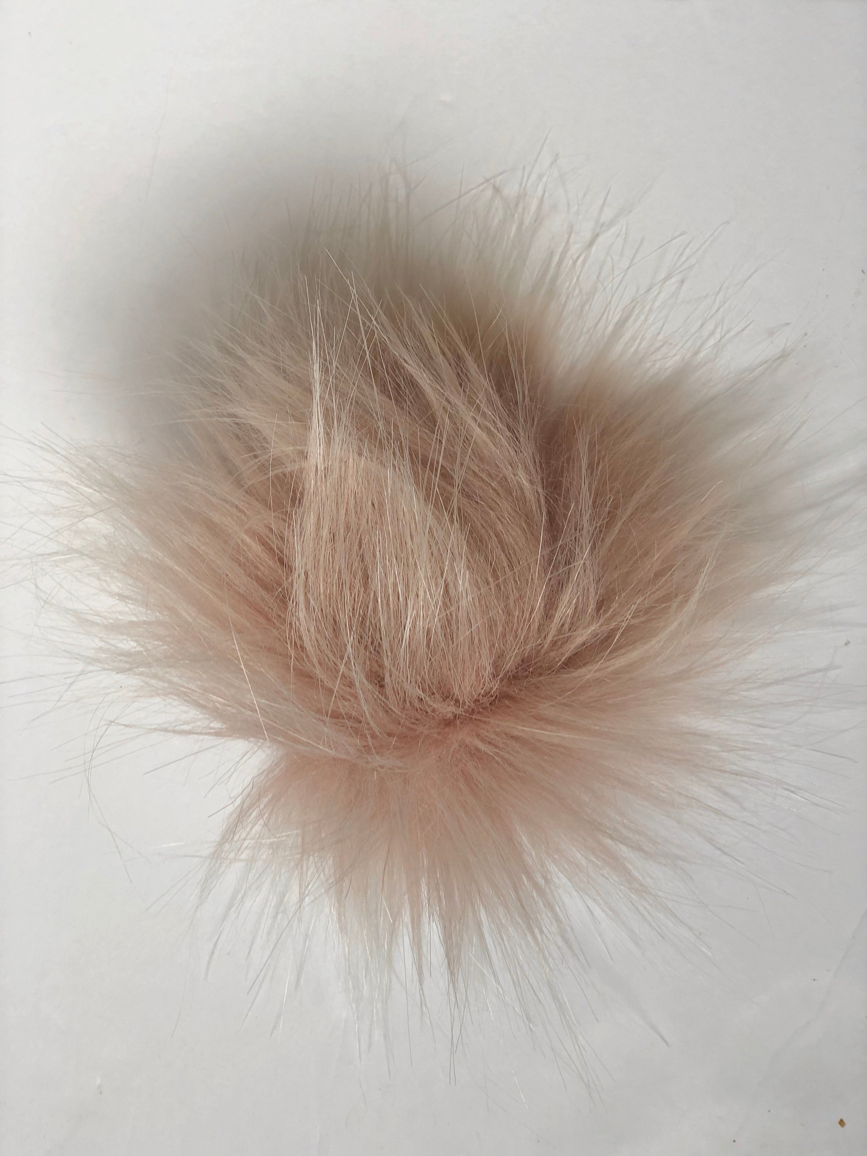 **PREORDER**Pom Beanie